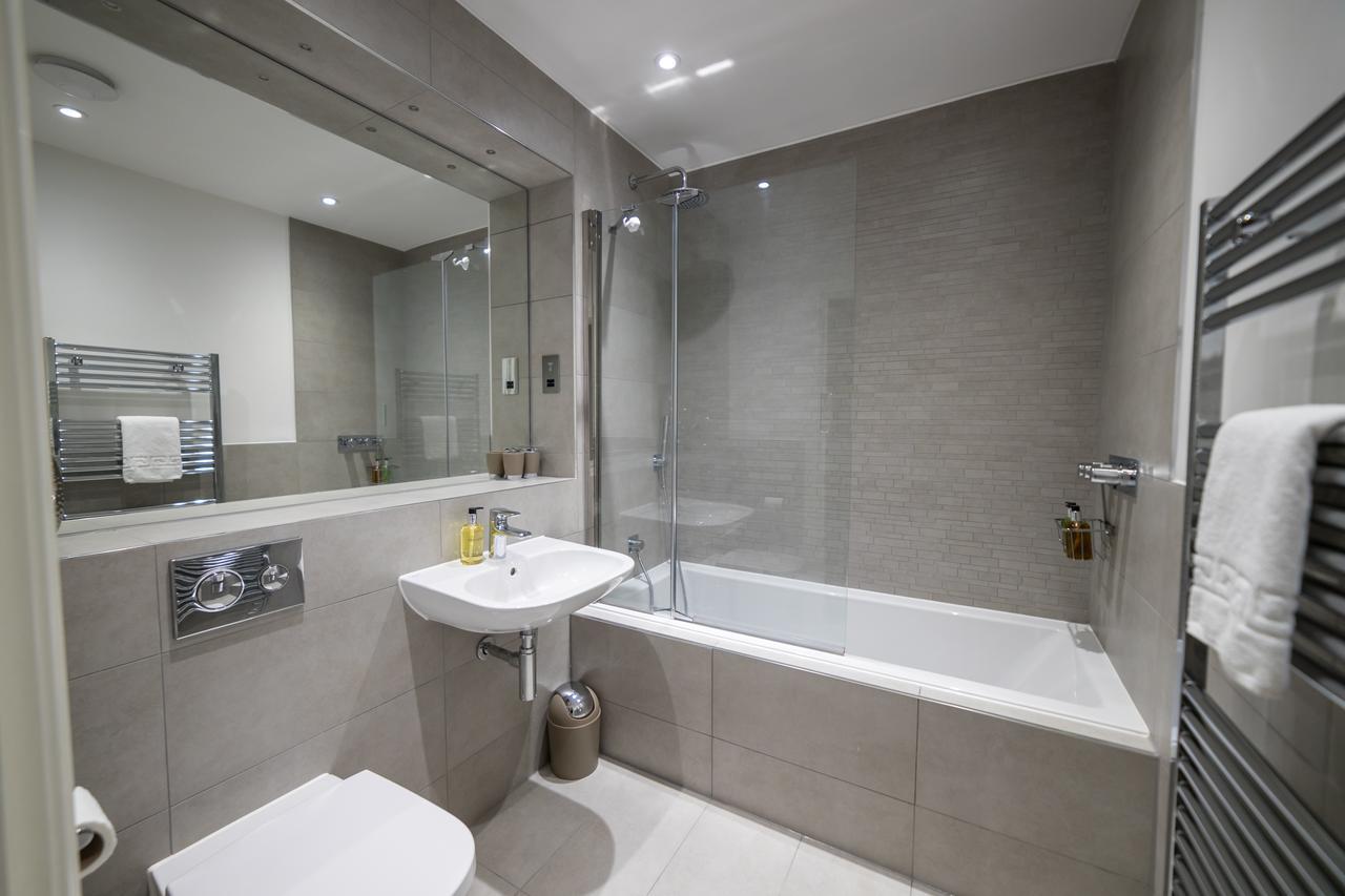 Helios Court Penthouse Serviced Apartment By Ferndale Maidenhead Kültér fotó