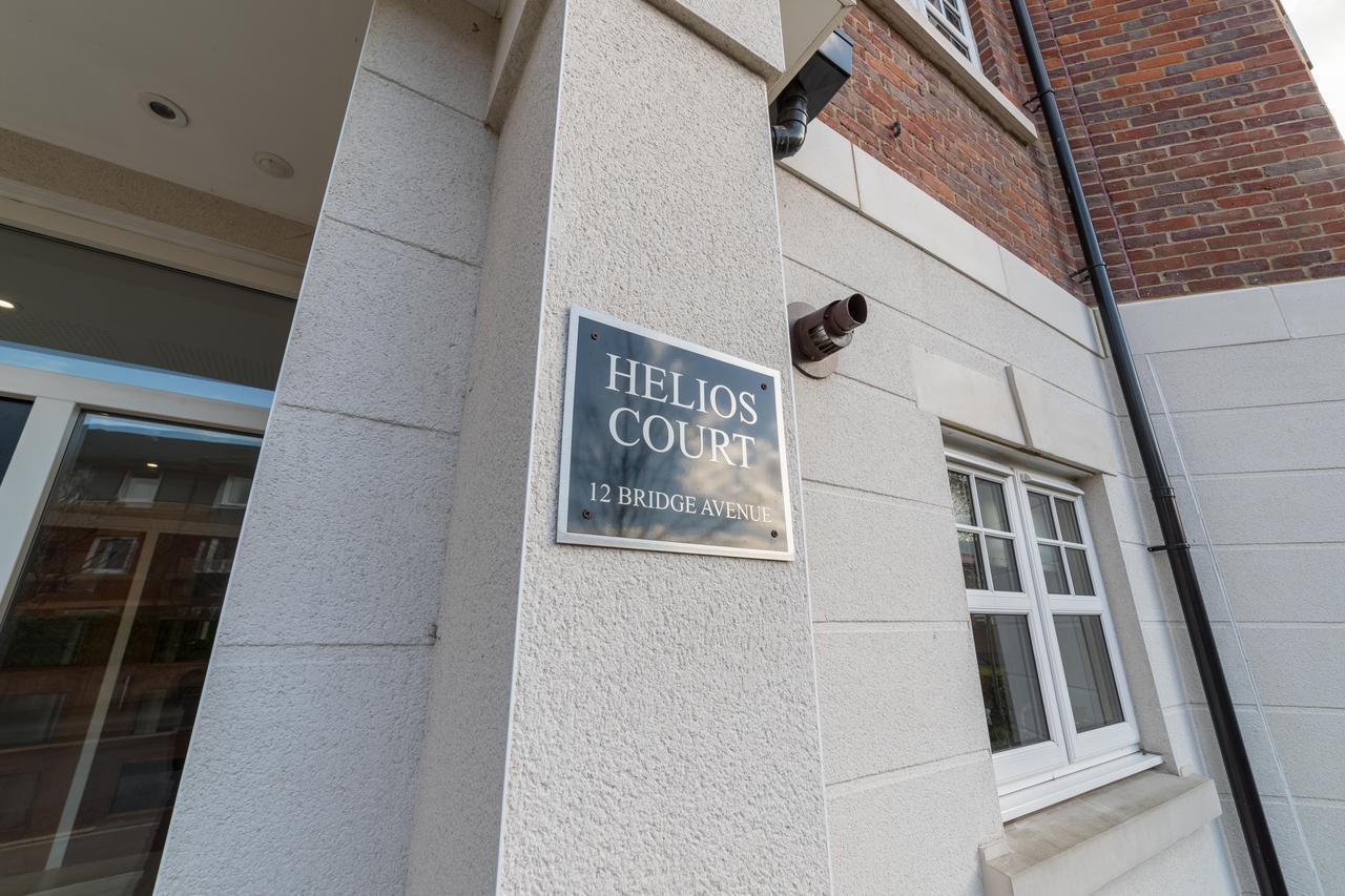 Helios Court Penthouse Serviced Apartment By Ferndale Maidenhead Kültér fotó