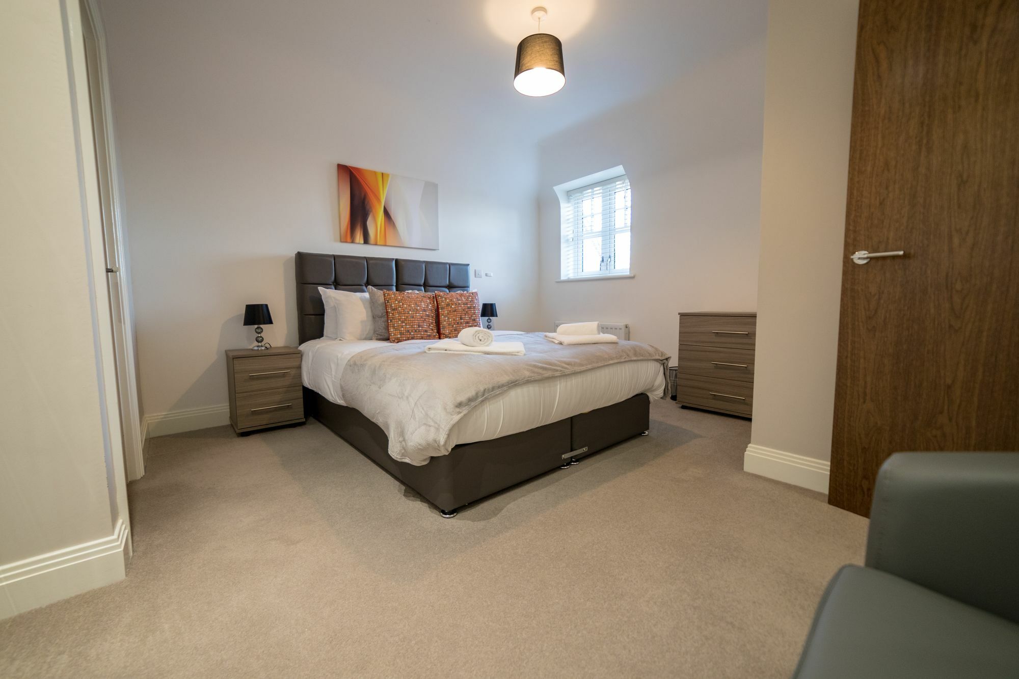 Helios Court Penthouse Serviced Apartment By Ferndale Maidenhead Kültér fotó