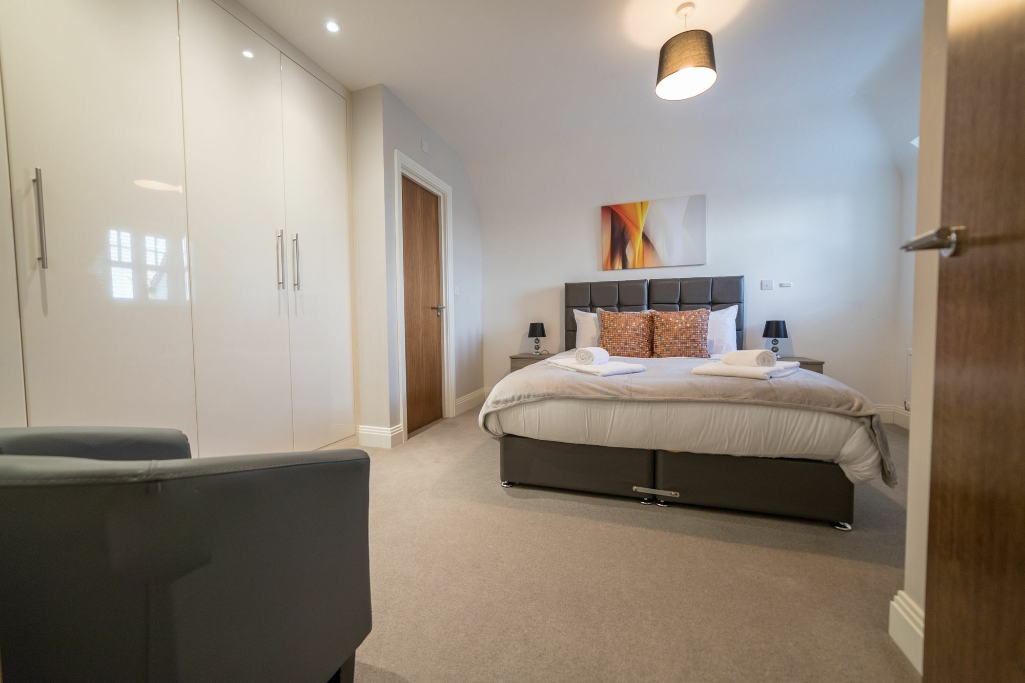 Helios Court Penthouse Serviced Apartment By Ferndale Maidenhead Kültér fotó
